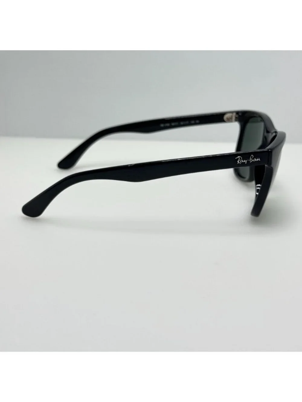 Ray Ban Sunglasses RB 4184 601/71 Black Brazil 54-17-145 B